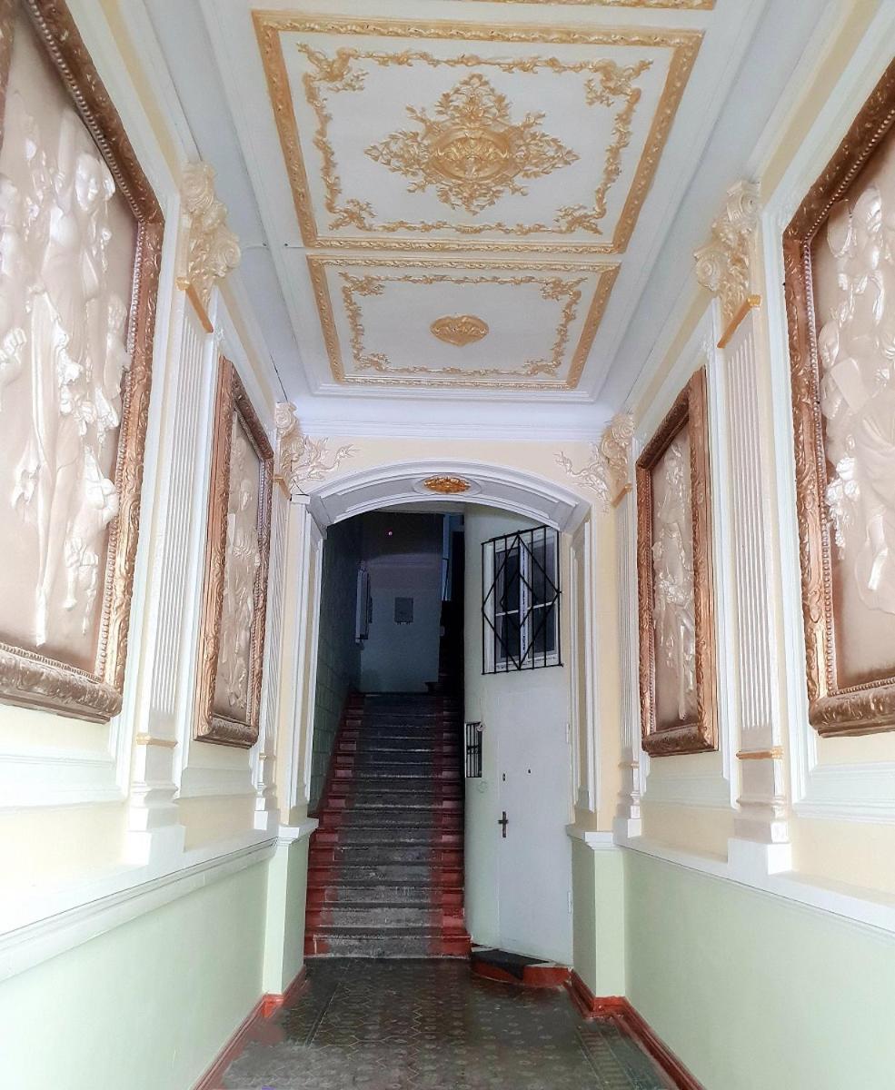 Central Apartment "Ameliya" Baku Eksteriør billede